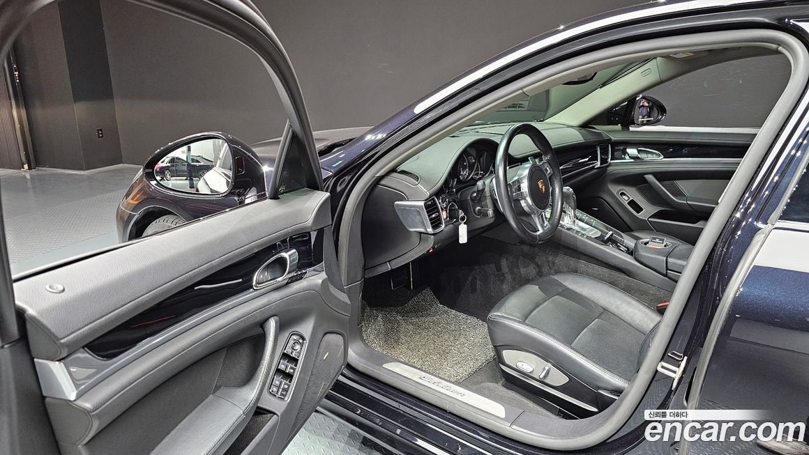 Porsche Panamera 2016