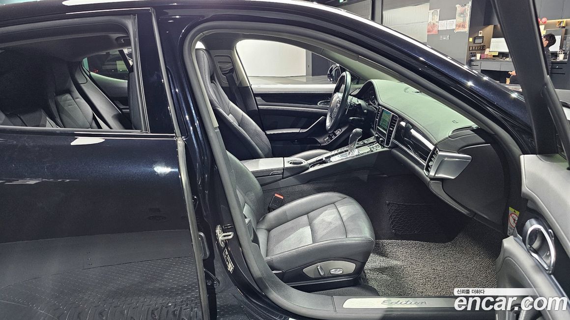 Porsche Panamera 2016