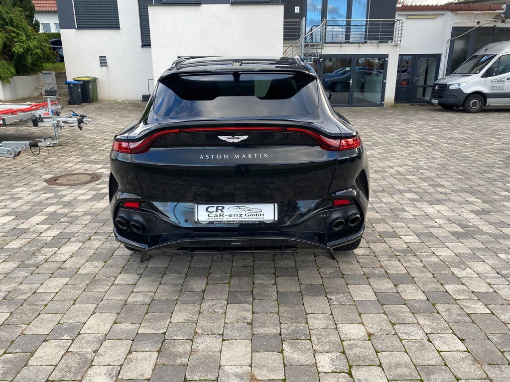 Aston Martin DBX 2025