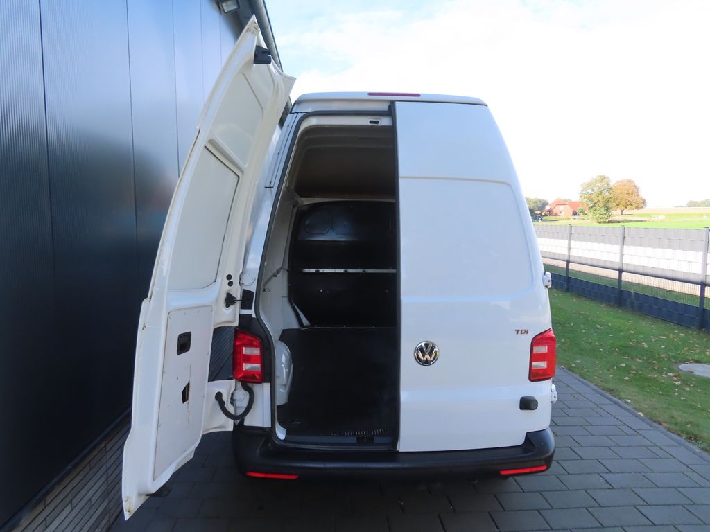 Volkswagen T6 Transporter 2016