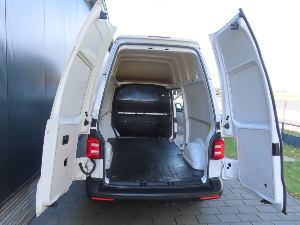 Volkswagen T6 Transporter 2016