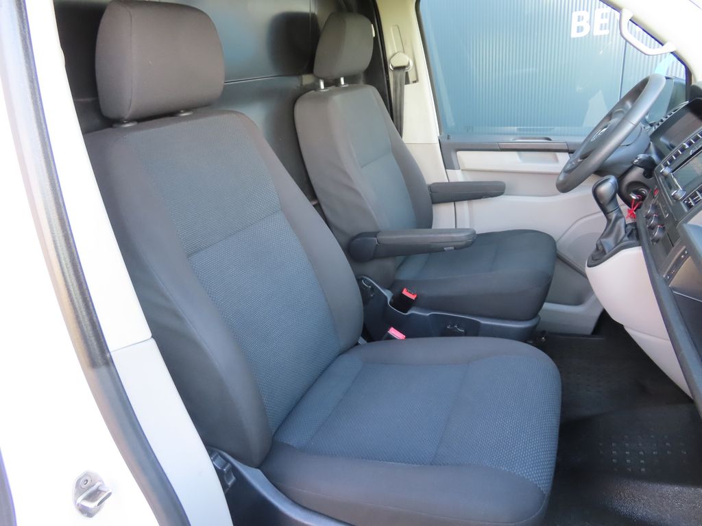 Volkswagen T6 Transporter 2016