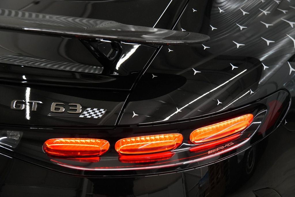 Mercedes-Benz AMG GT 2025