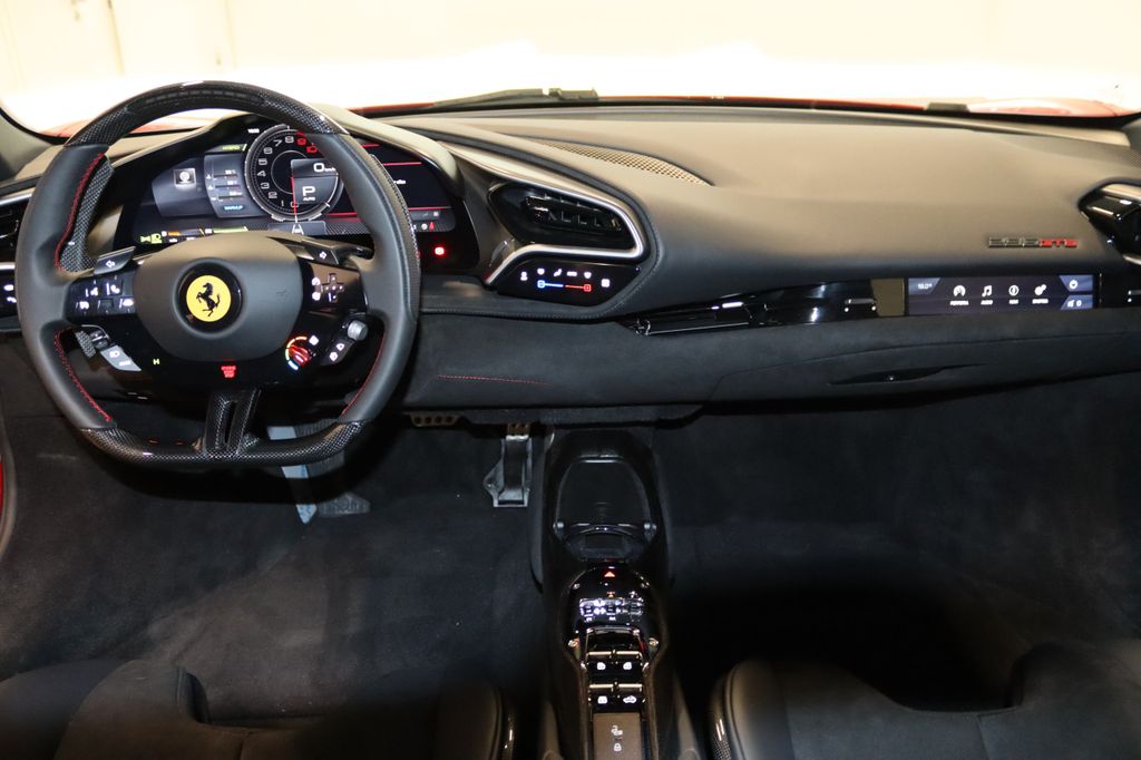 Ferrari 296 GTS 2025