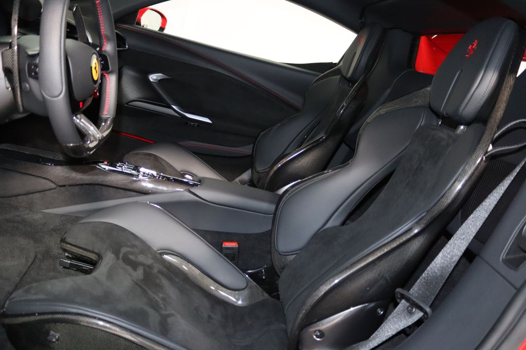 Ferrari 296 GTS 2025