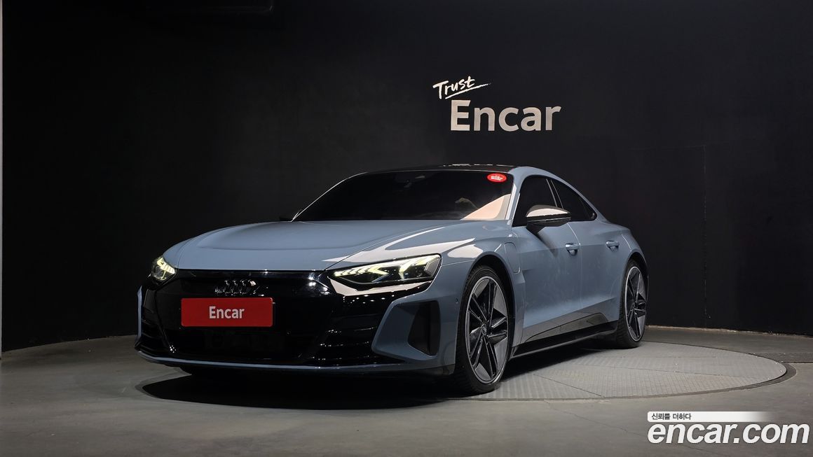 Audi RS e-tron GT 2022