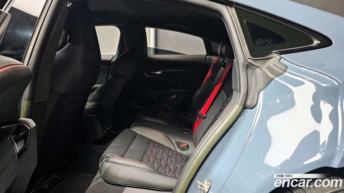 Audi RS e-tron GT 2022