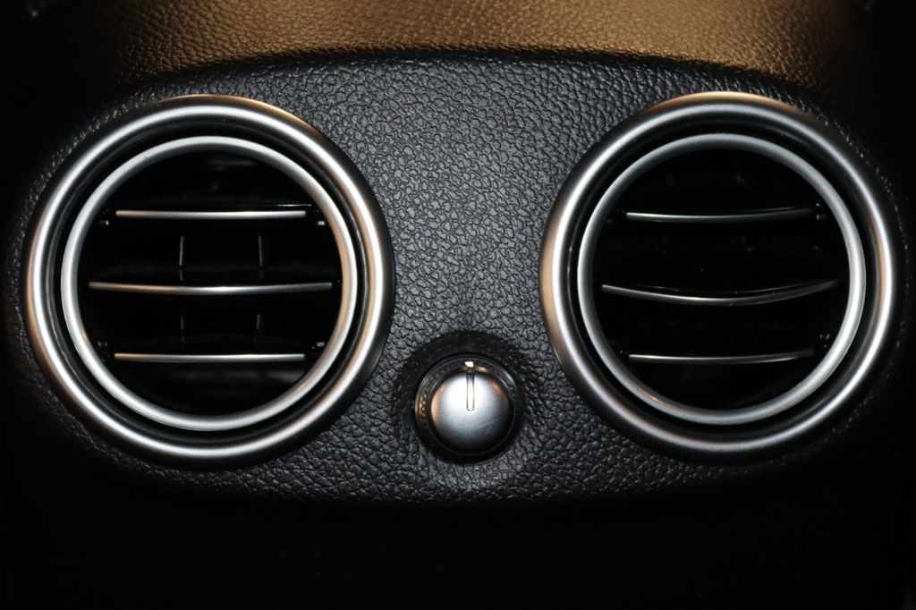 Mercedes-Benz GLC 300 2021