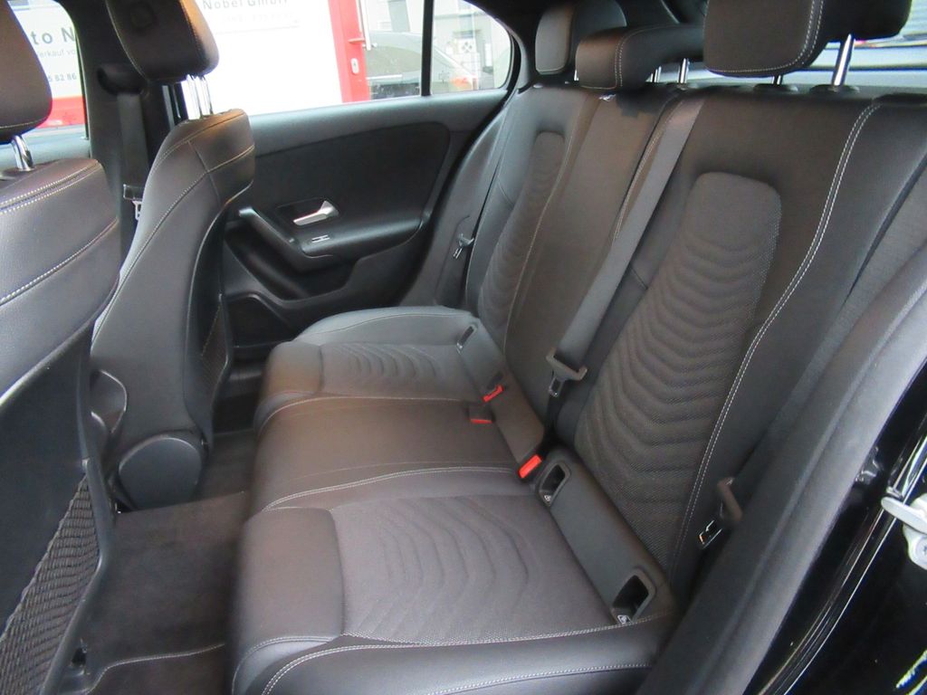 Mercedes-Benz A 200 2021