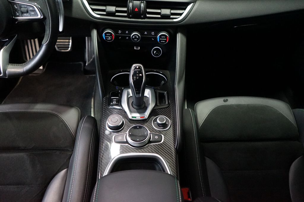 Alfa Romeo Giulia 2021