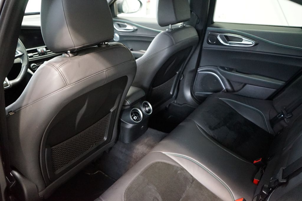 Alfa Romeo Giulia 2021