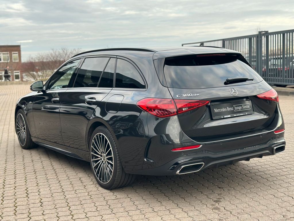 Mercedes-Benz C 300 2025