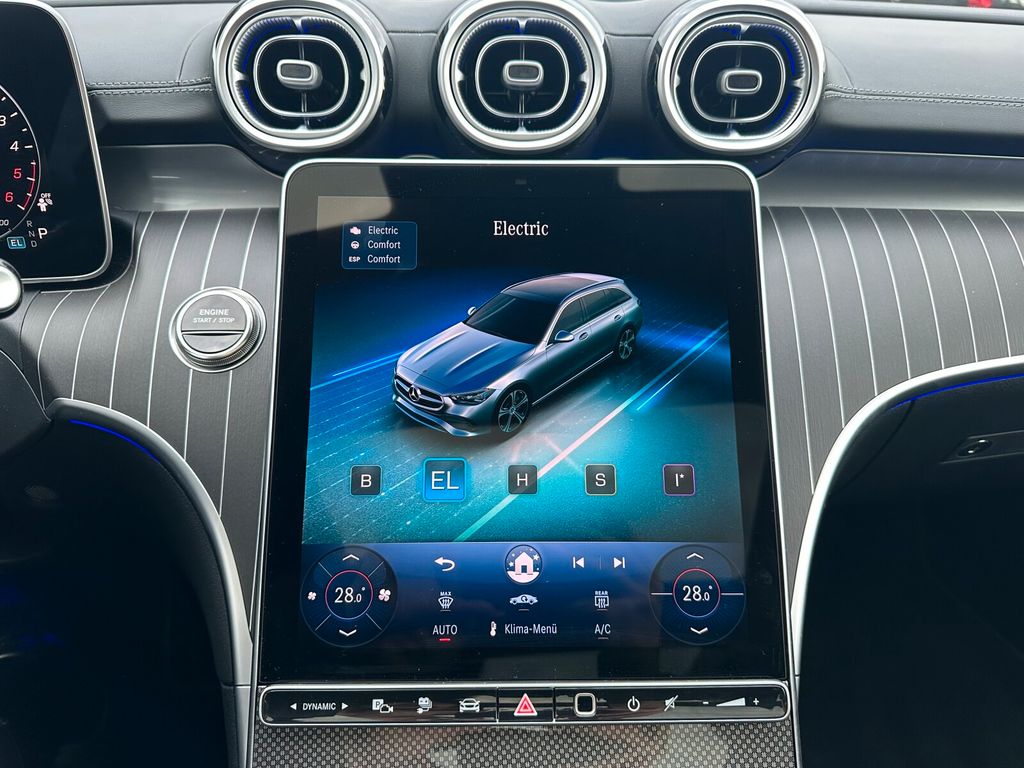 Mercedes-Benz C 300 2025