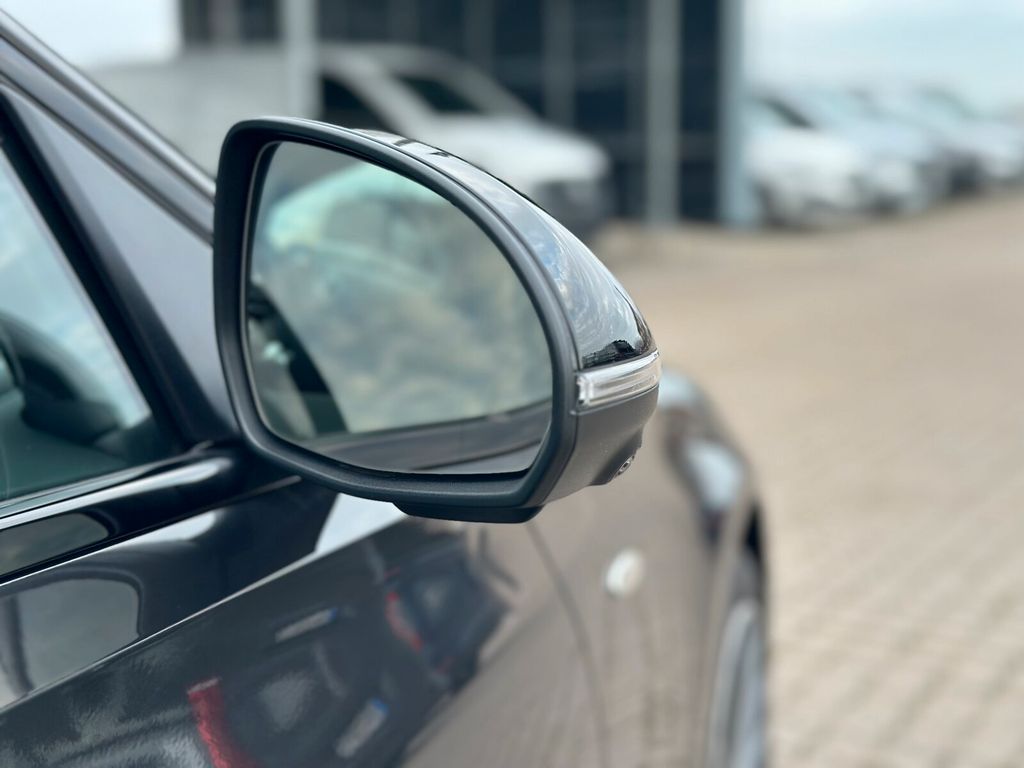 Mercedes-Benz C 300 2025