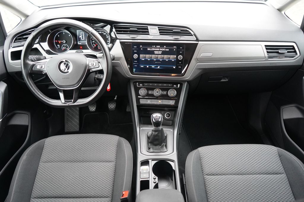 Volkswagen Touran 2021