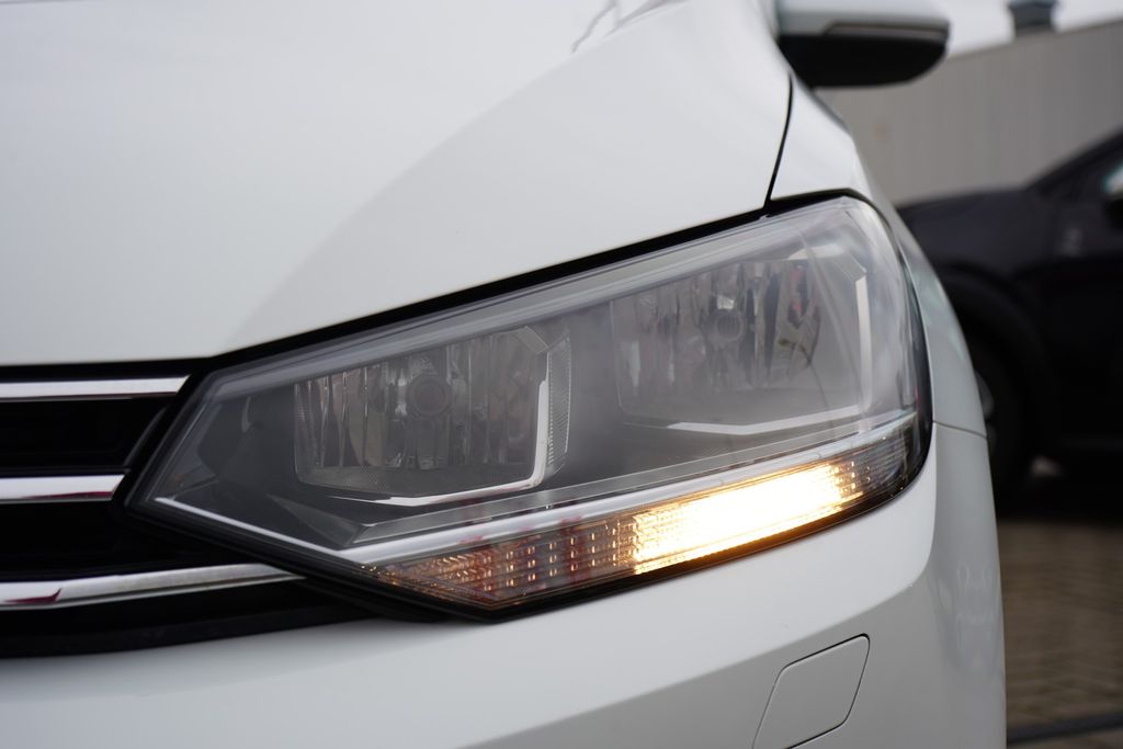 Volkswagen Touran 2021