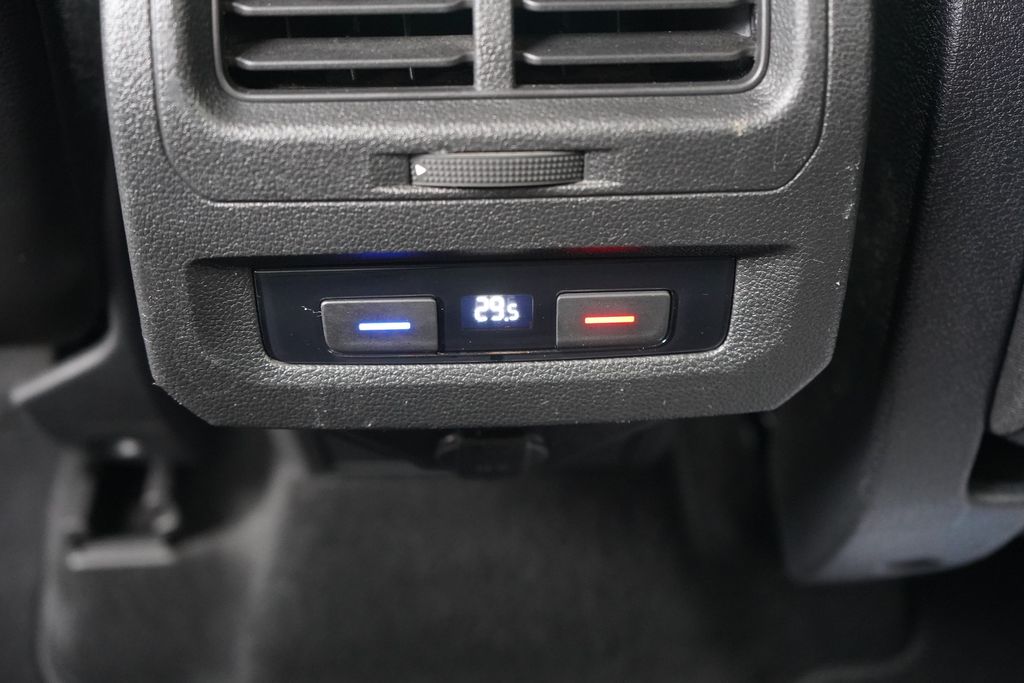 Volkswagen Touran 2021