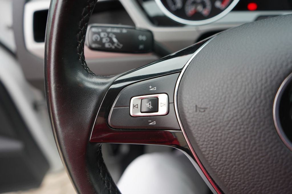 Volkswagen Touran 2021