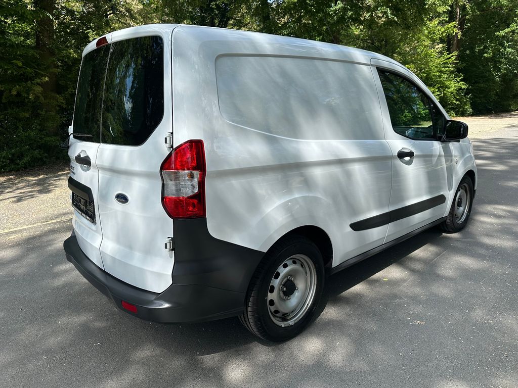 Ford Tourneo Courier 2022