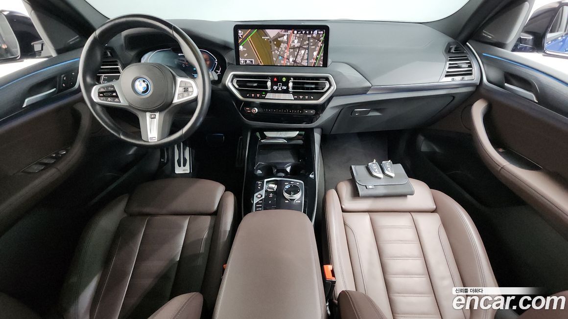 BMW iX3 2023