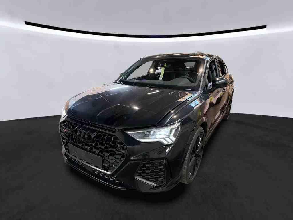 Audi RSQ3 2023