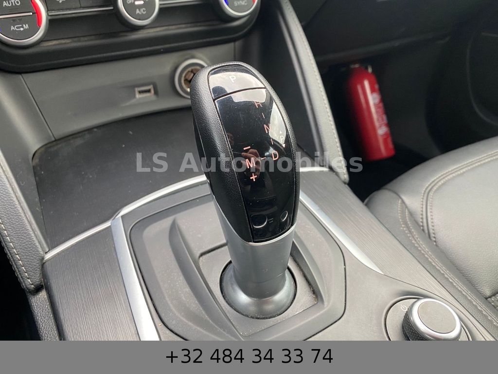 Alfa Romeo Stelvio 2019