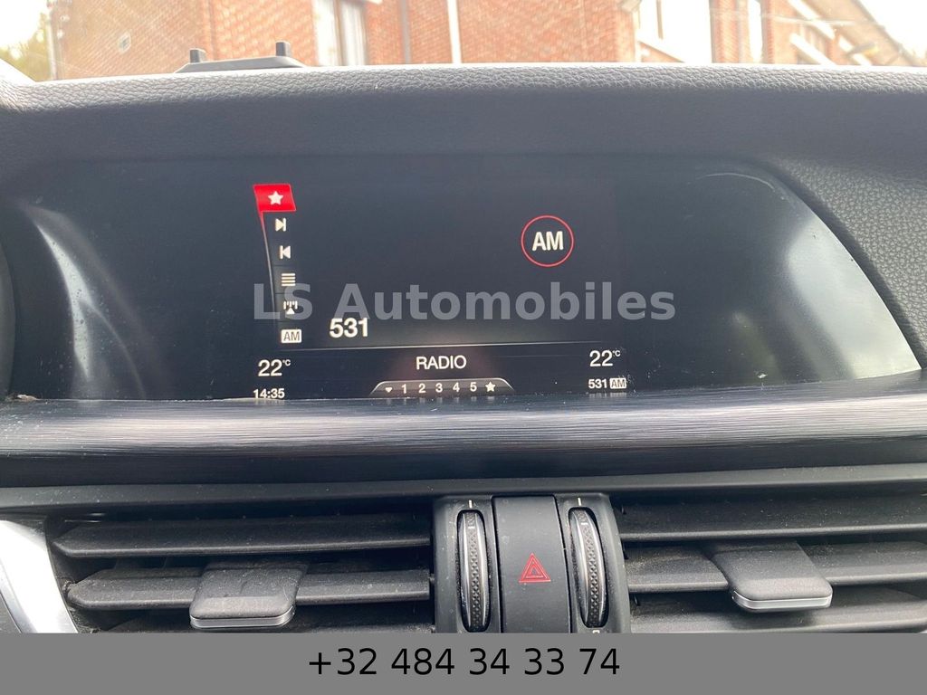 Alfa Romeo Stelvio 2019