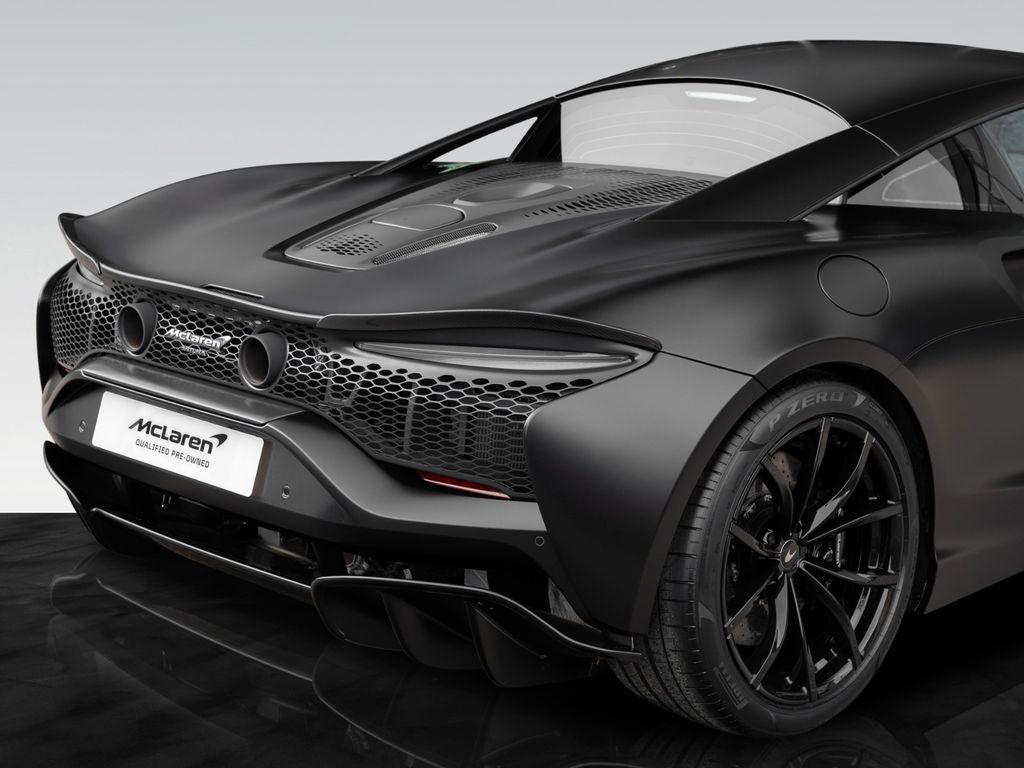 McLaren Artura 2024