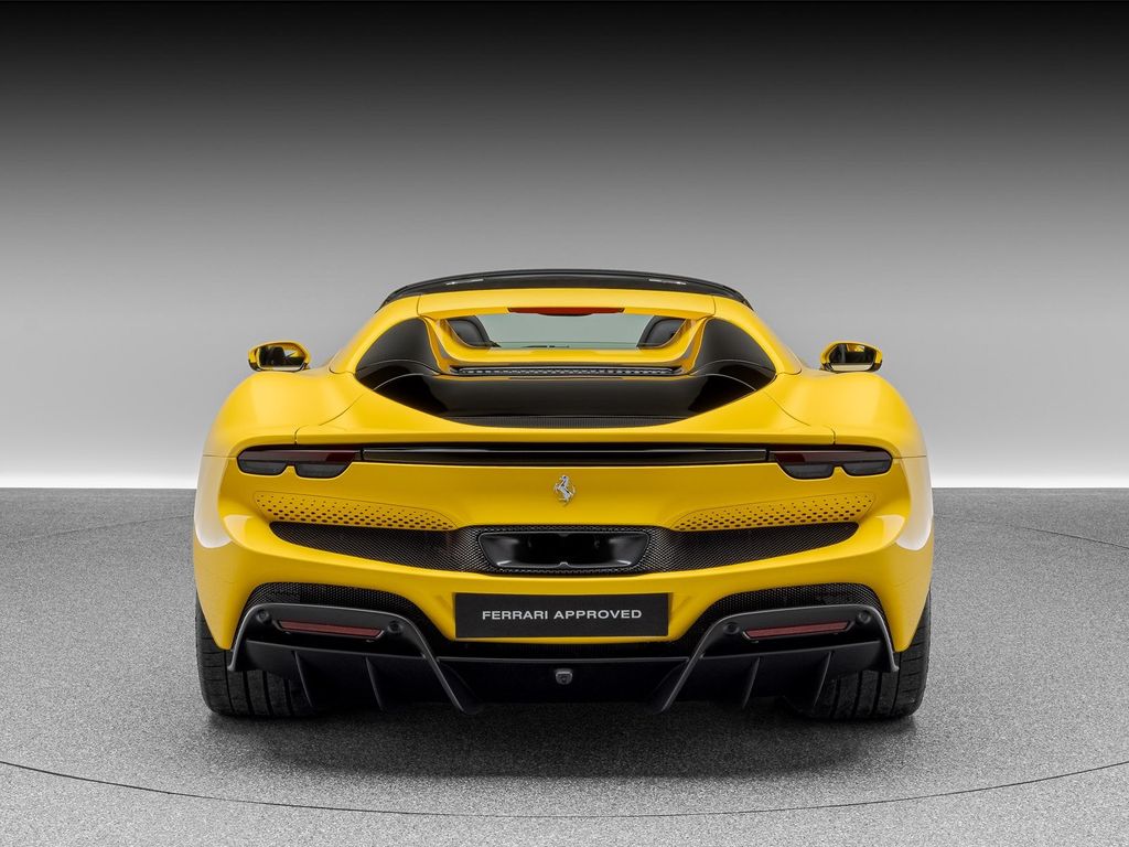 Ferrari 296 GTS 2025