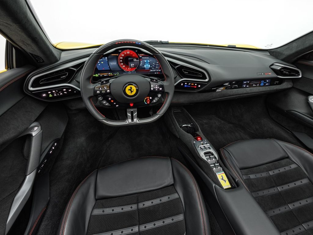 Ferrari 296 GTS 2025