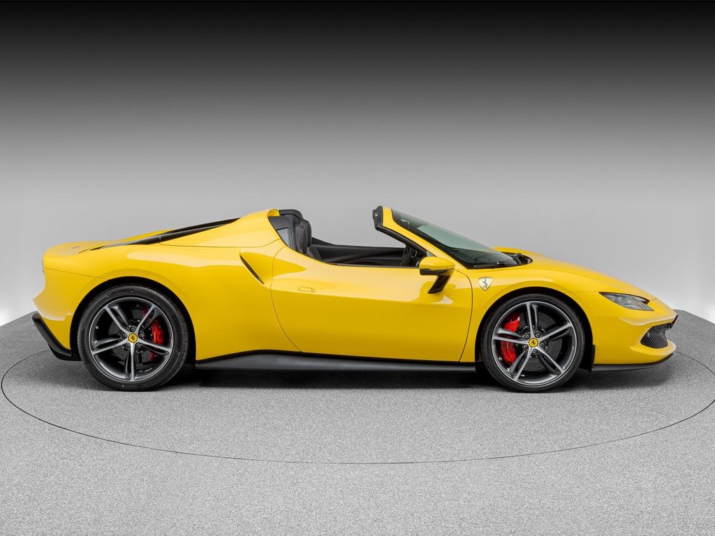 Ferrari 296 GTS 2025