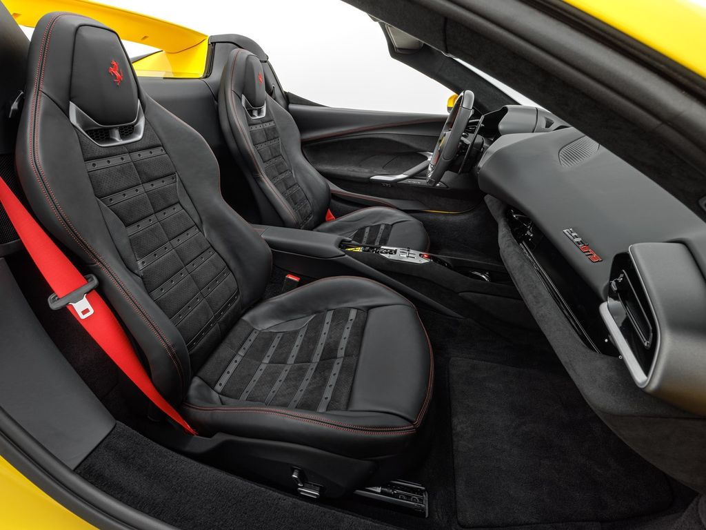 Ferrari 296 GTS 2025