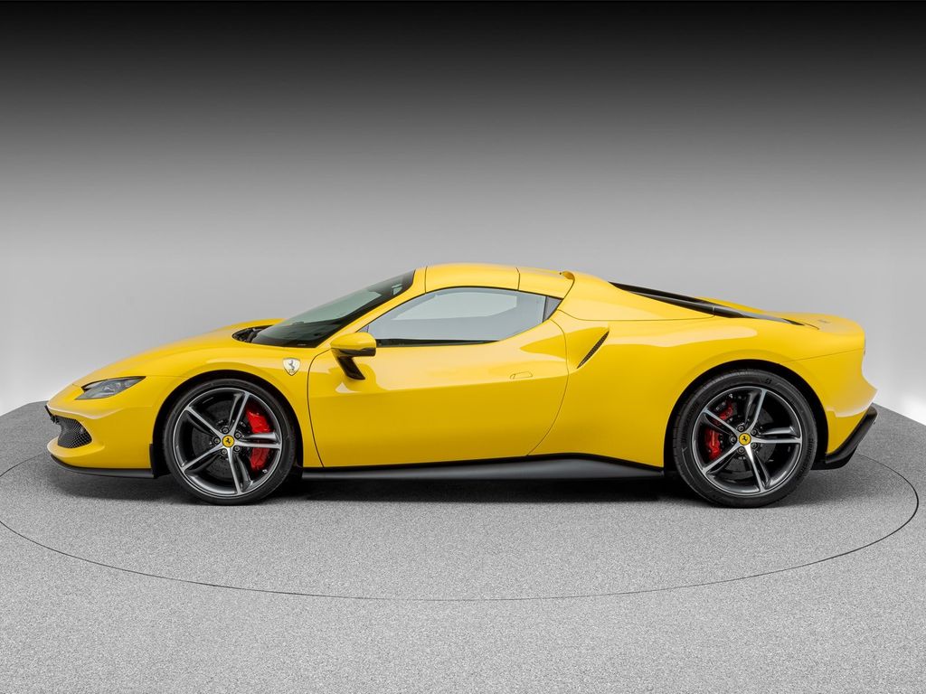 Ferrari 296 GTS 2025