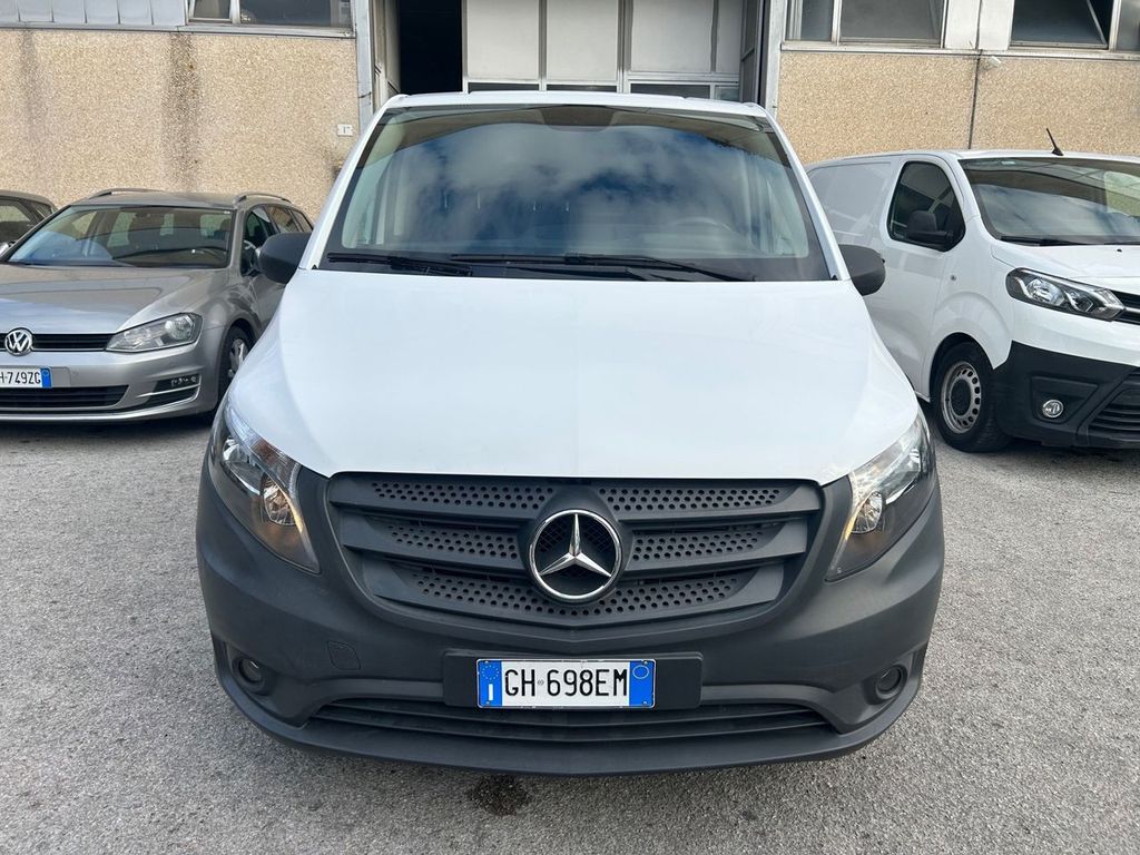 Mercedes-Benz Vito 2022