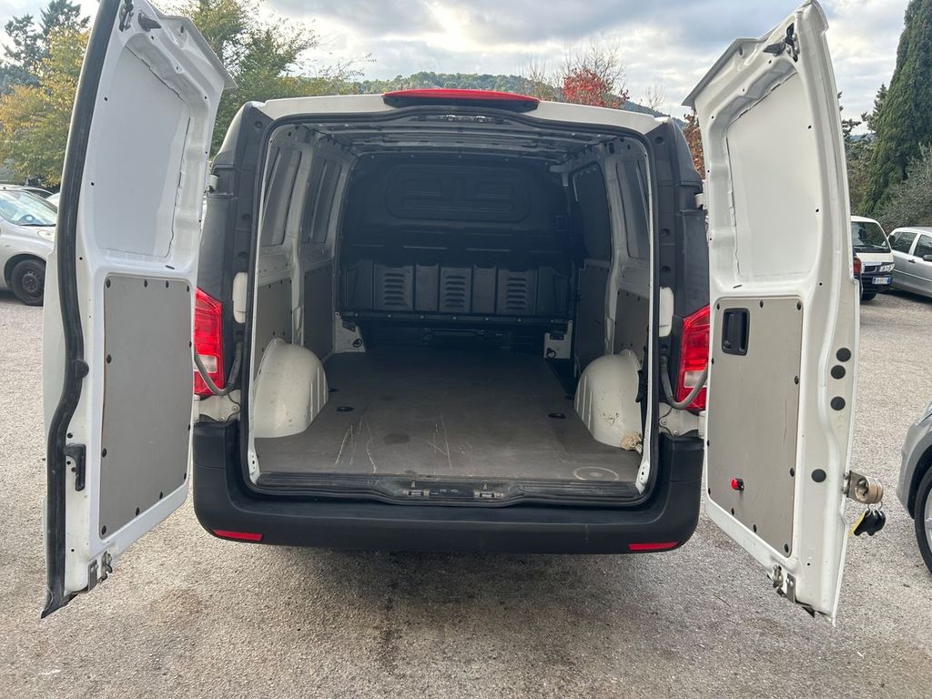 Mercedes-Benz Vito 2022