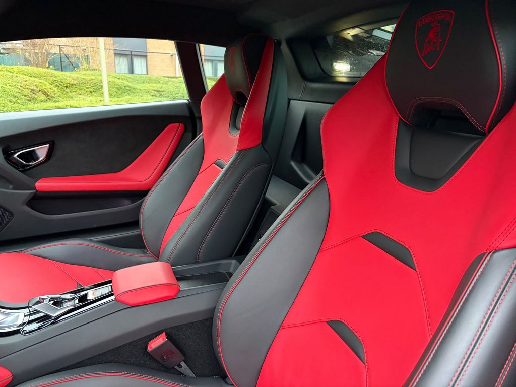 Lamborghini Huracán 2022