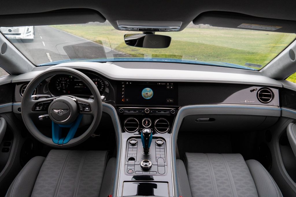 Bentley Continental GT 2025