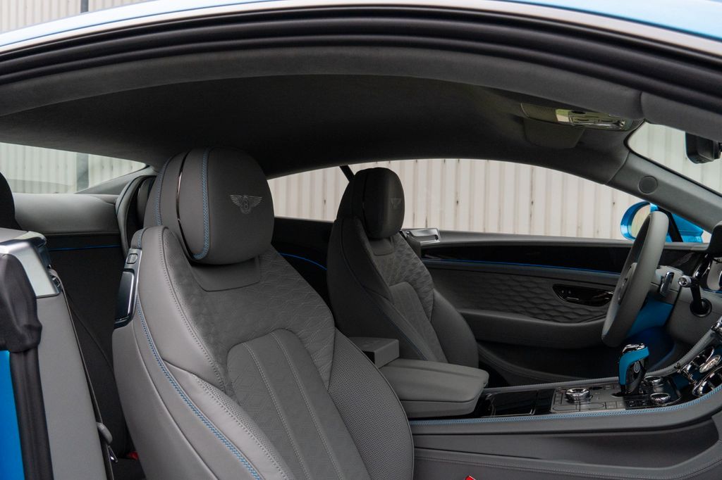 Bentley Continental GT 2025