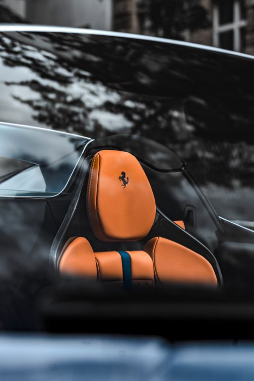 Ferrari 296 GTS 2025