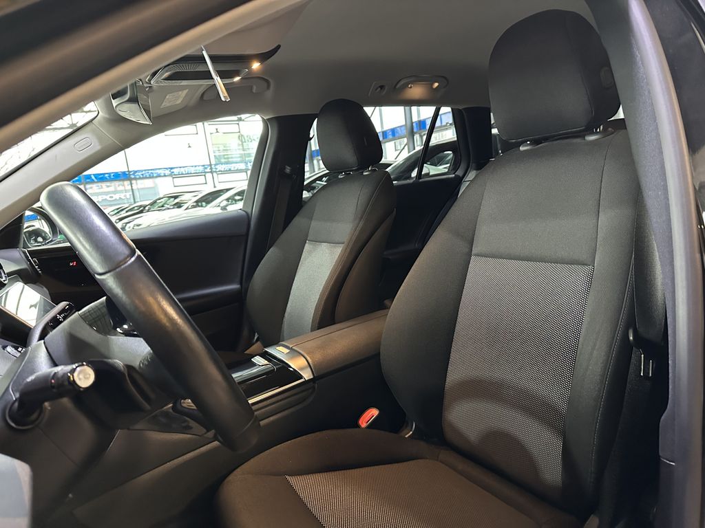 Mercedes-Benz C 200 2022