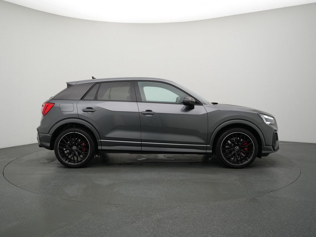 Audi SQ2 2021