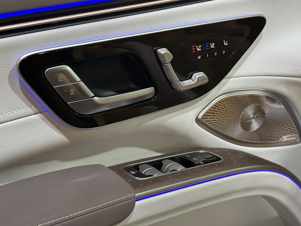 Mercedes-Benz EQS 2023