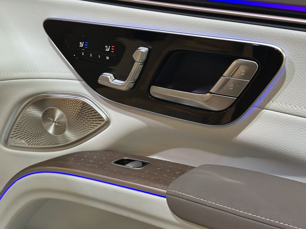 Mercedes-Benz EQS 2023