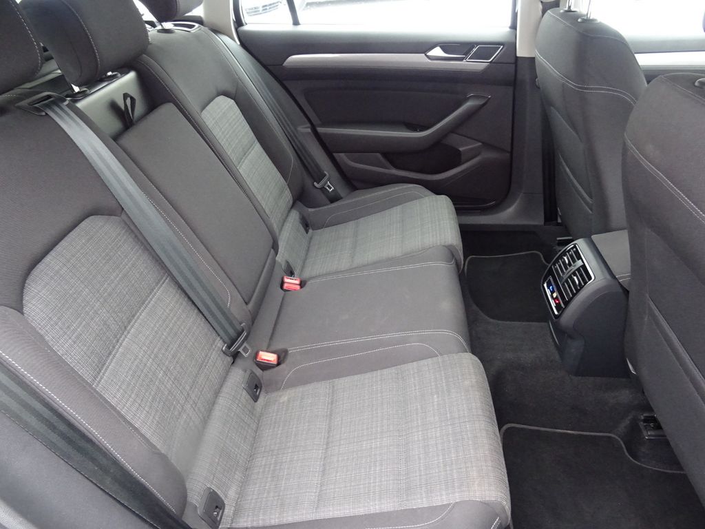 Volkswagen Passat Variant 2021