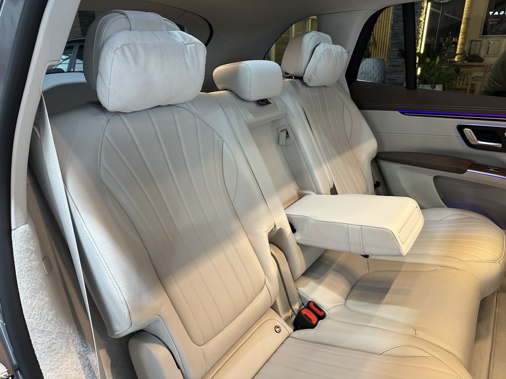 Mercedes-Benz EQS 2023