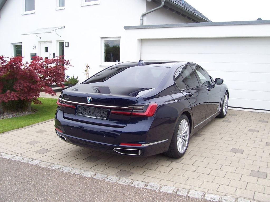 BMW 750 2019