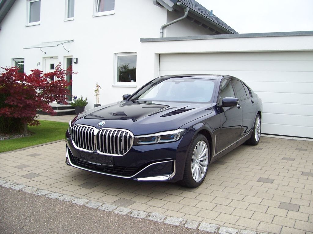 BMW 750 2019