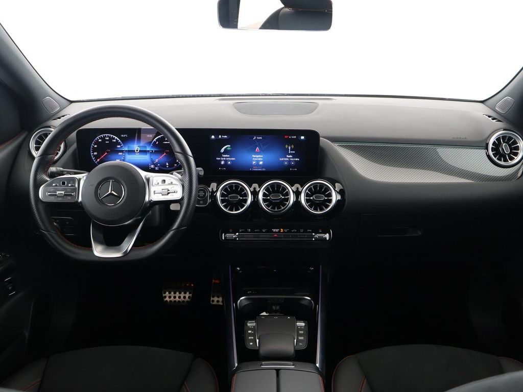 Mercedes-Benz B 200 2022