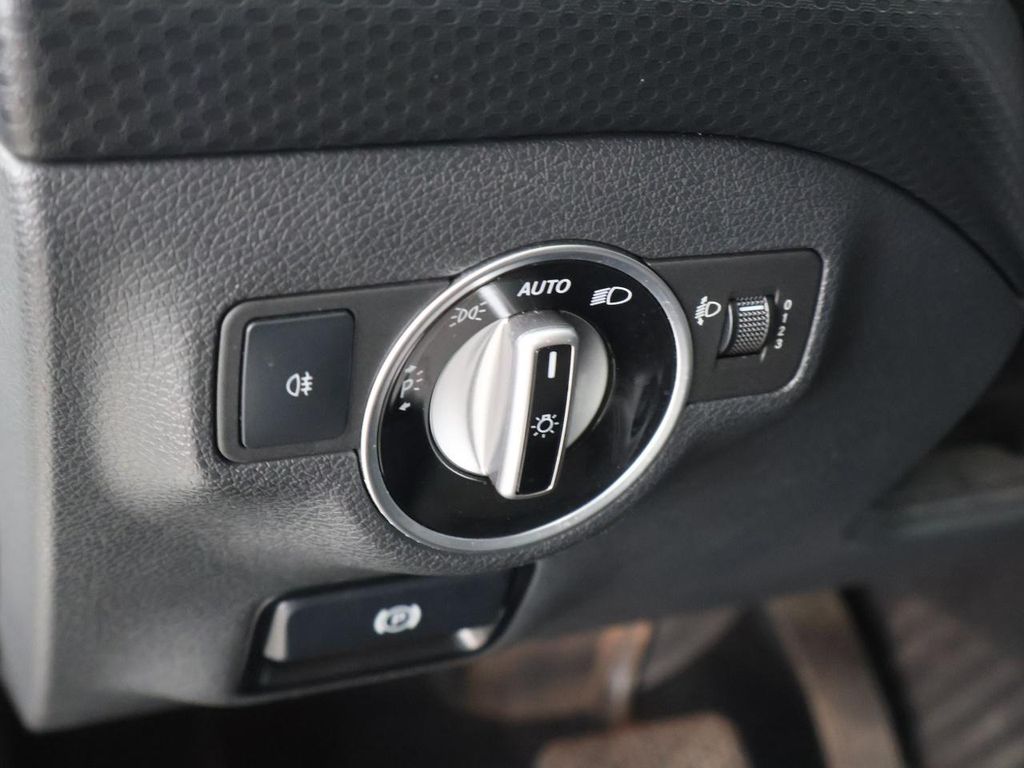 Mercedes-Benz B 200 2022