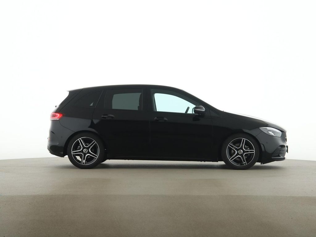 Mercedes-Benz B 200 2022